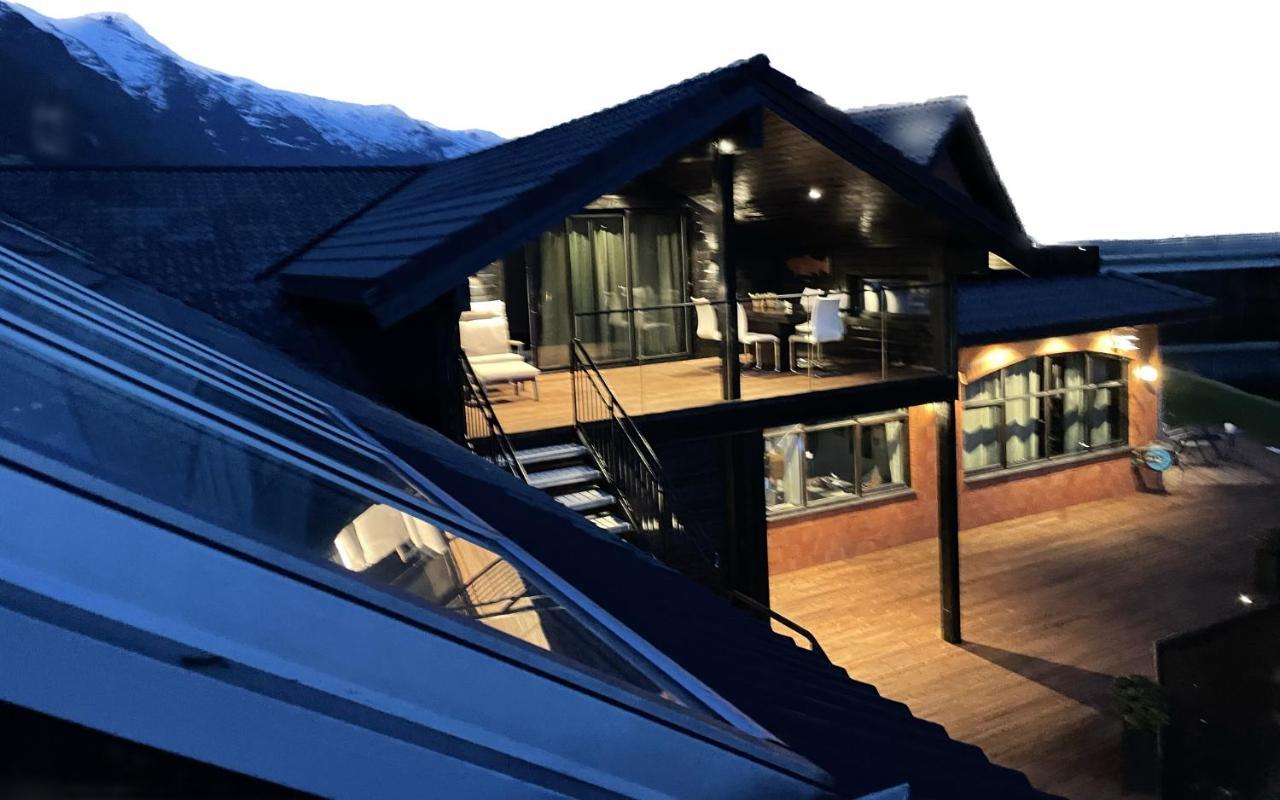 Olden Apartments 3, Penthouse. Exterior photo
